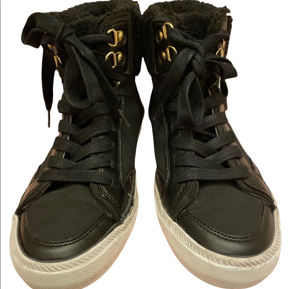 Tommy Hilfiger sneakers